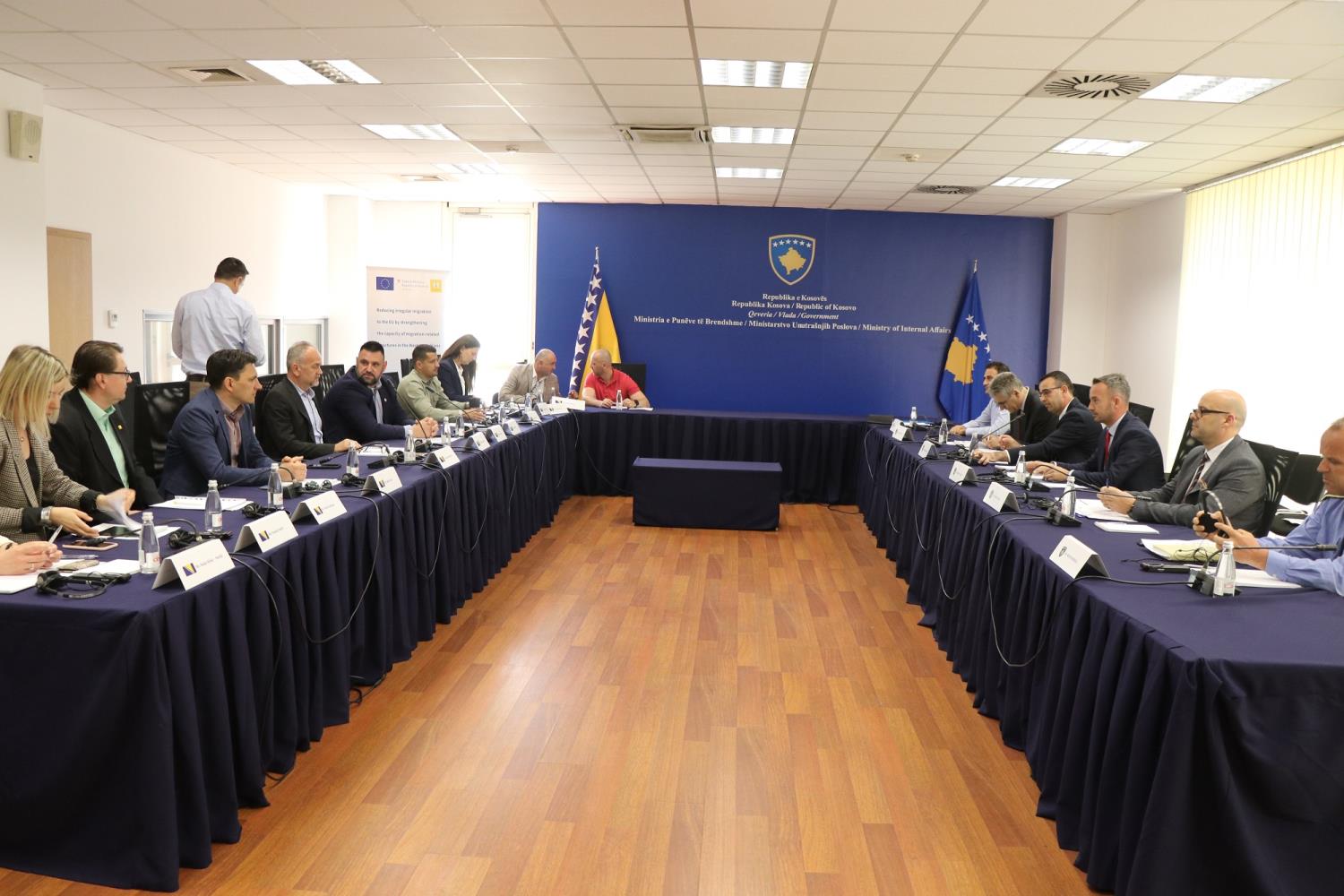 Zëvendësministri Blerim Gashani priti në takim delegacionin nga Bosnja e Hercegovina